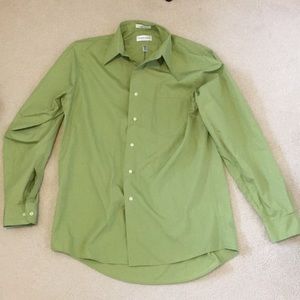 Van Heusen wrinkle free dress shirt